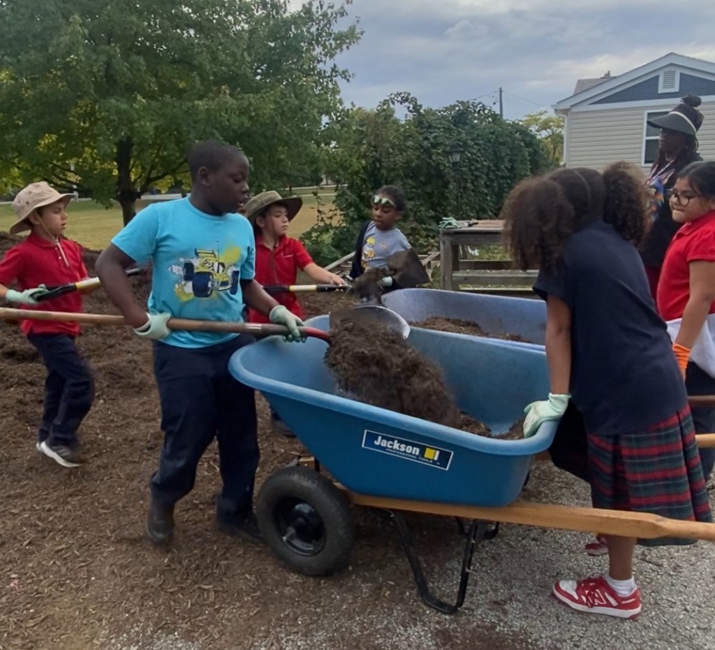 Glow & Grow Garden Club&nbsp;(Español)